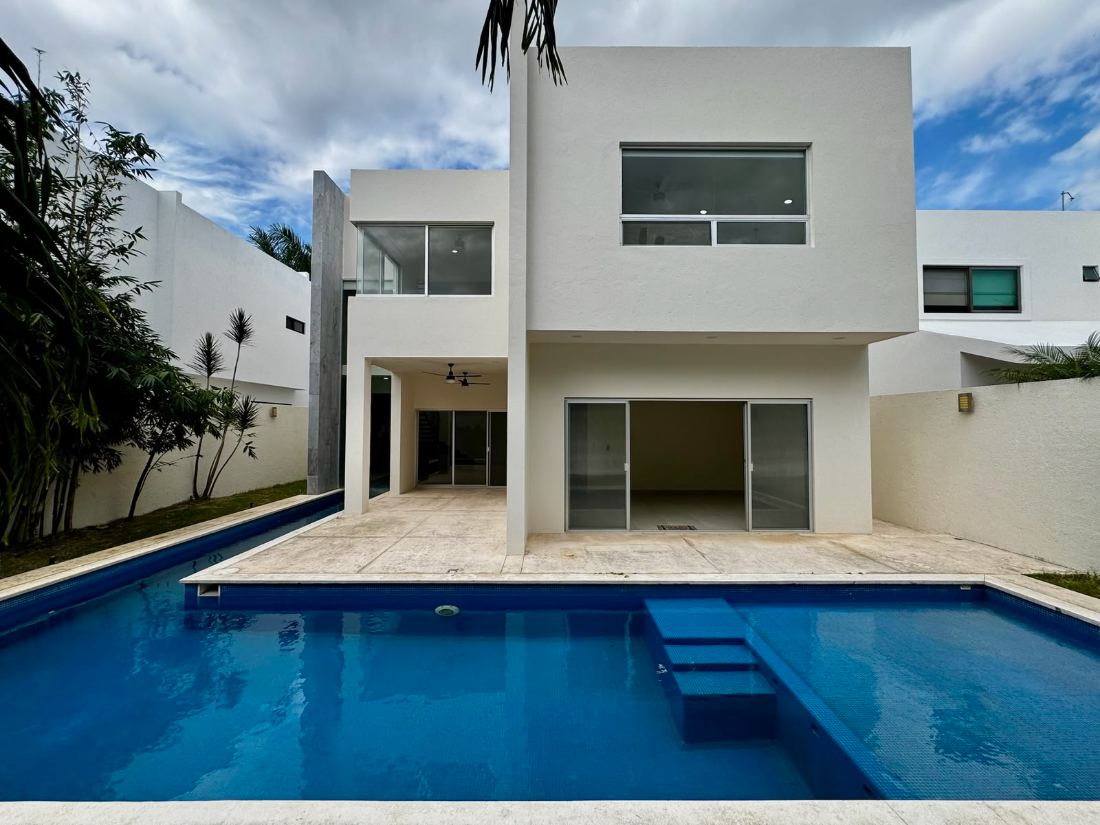 Casa en Venta en Cancun en Lagos del Sol — foto 1