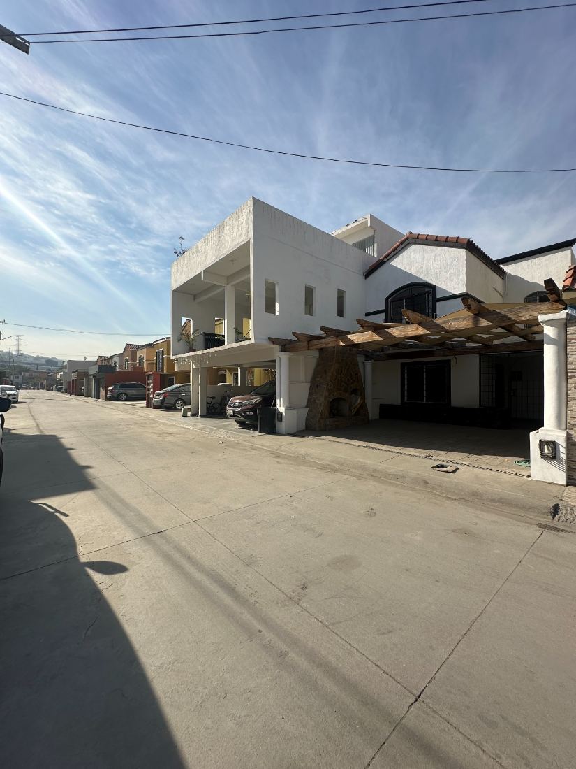 Casa en Renta, ARBOLEDAS — foto 2